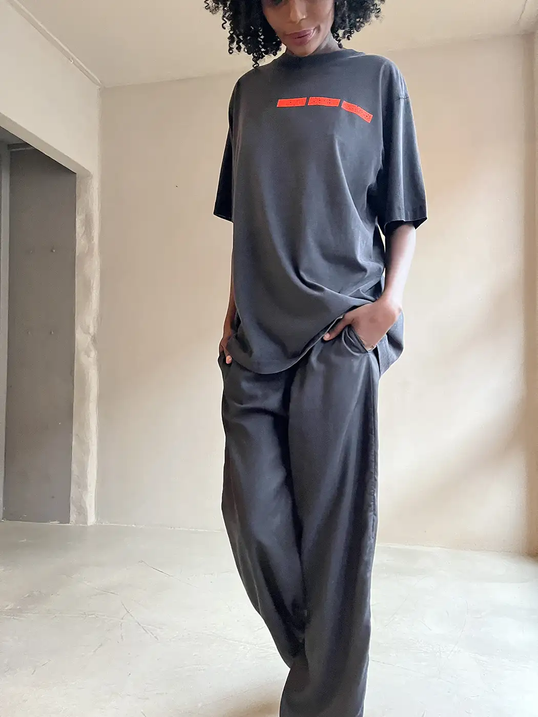 tee | free style | 100% organic cotton |  vintage black