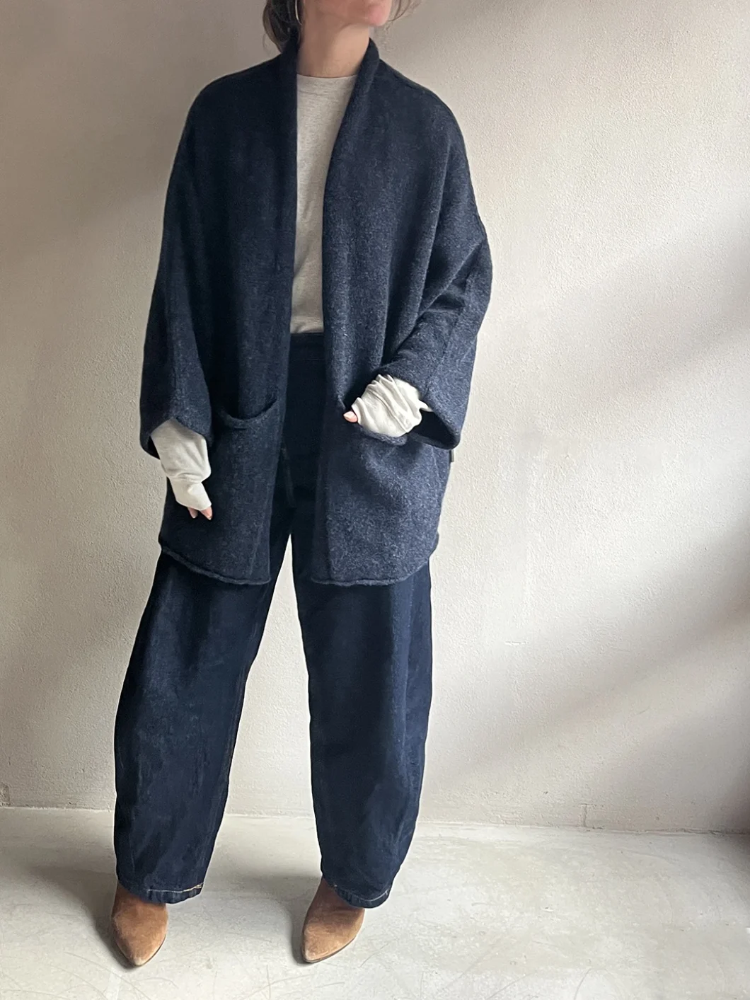 cardigan | milky | night | dutch wool MADE-TO-ORDER
