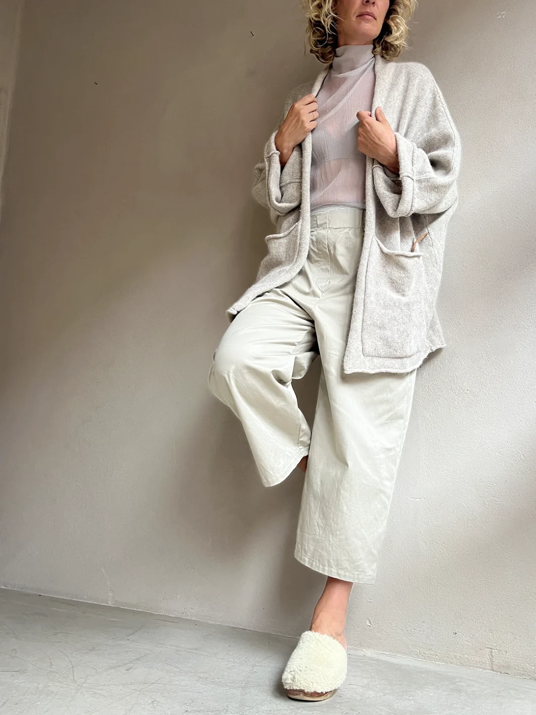 cardigan | milky | sand | dutch wool MADE-TO-ORDER